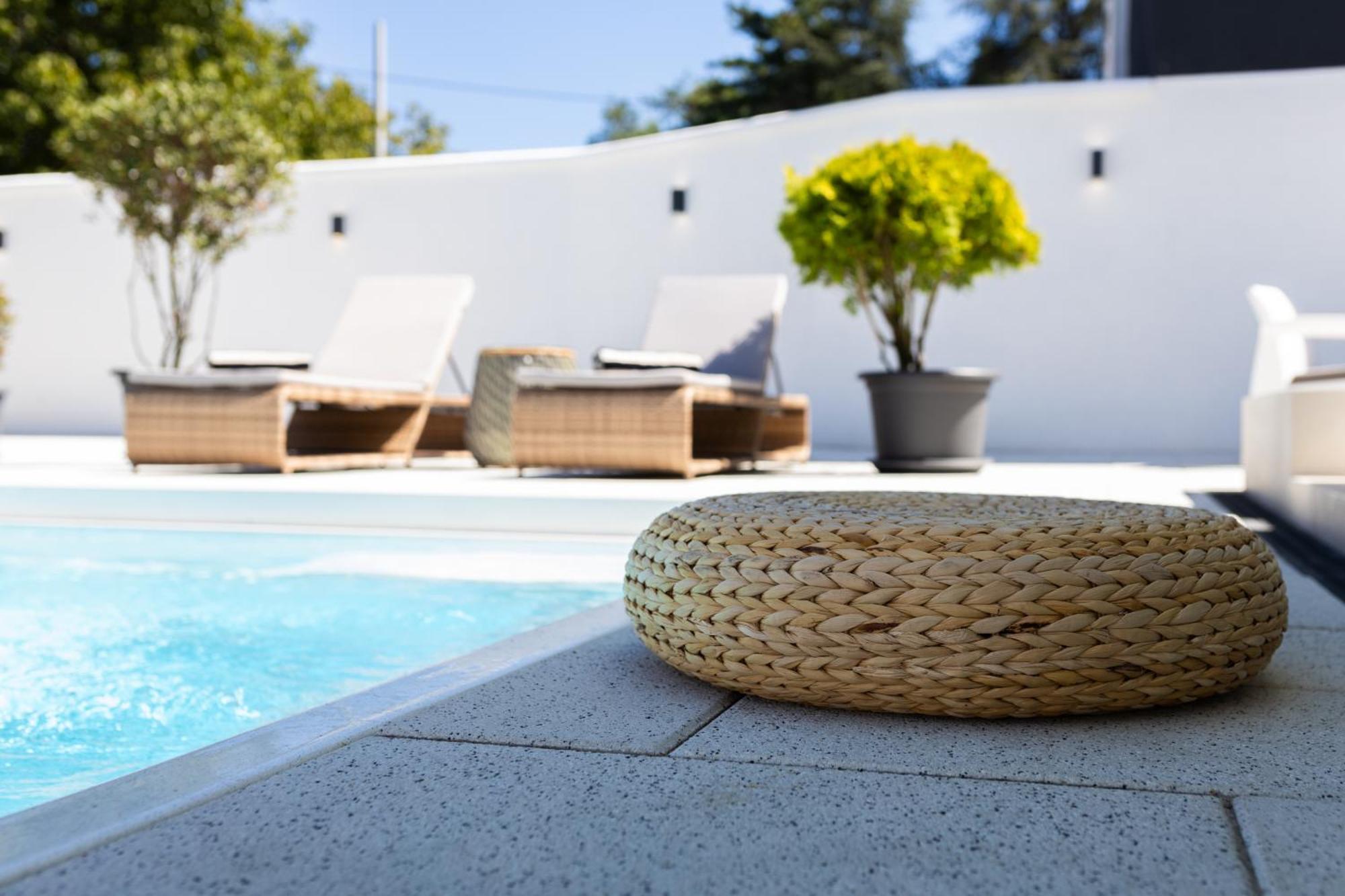 Ring Pool & Padel